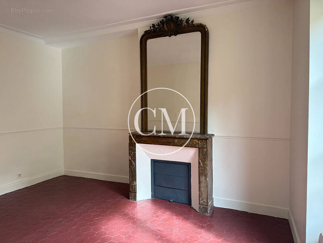 Appartement à VERSAILLES