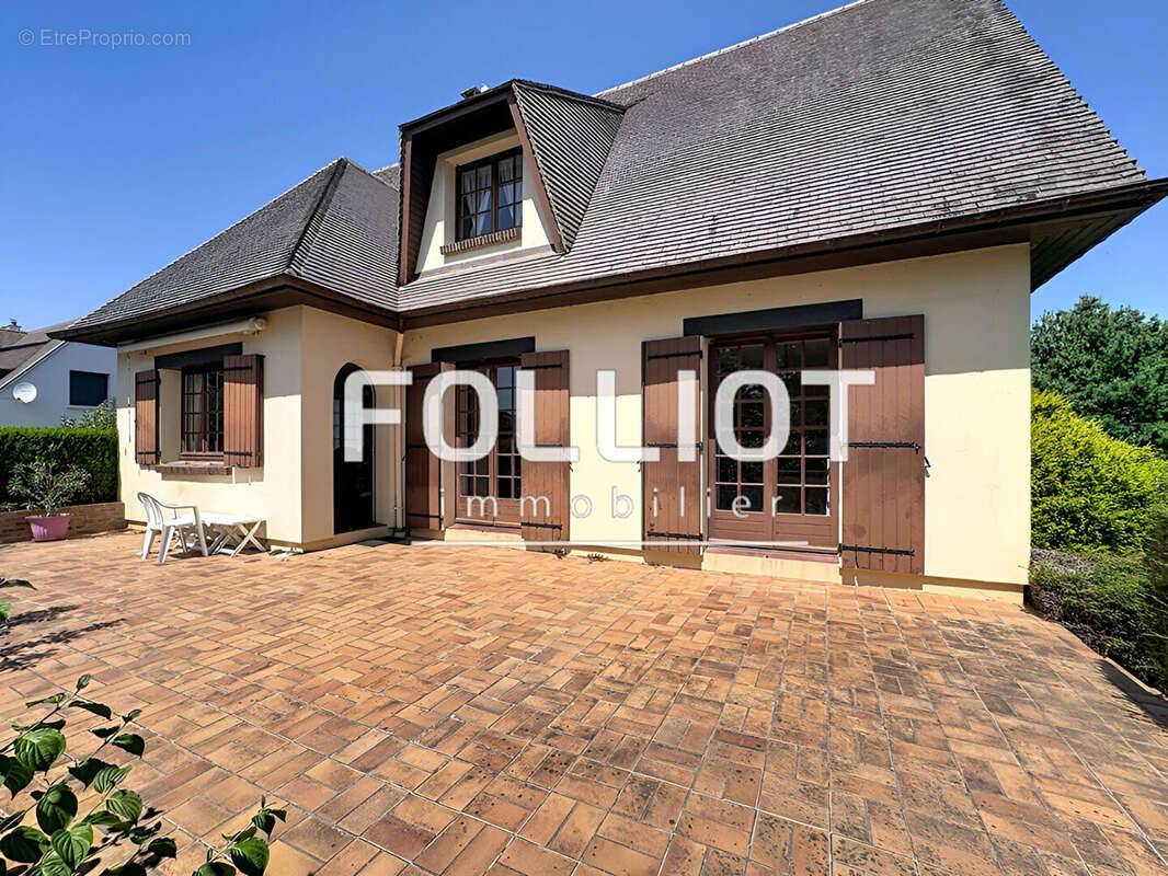 Fontaine-Étoupefour - Maison familiale de 5 chambres sur un magnifique terrain de 1 000 m² sans vis-à-vis - photo 18