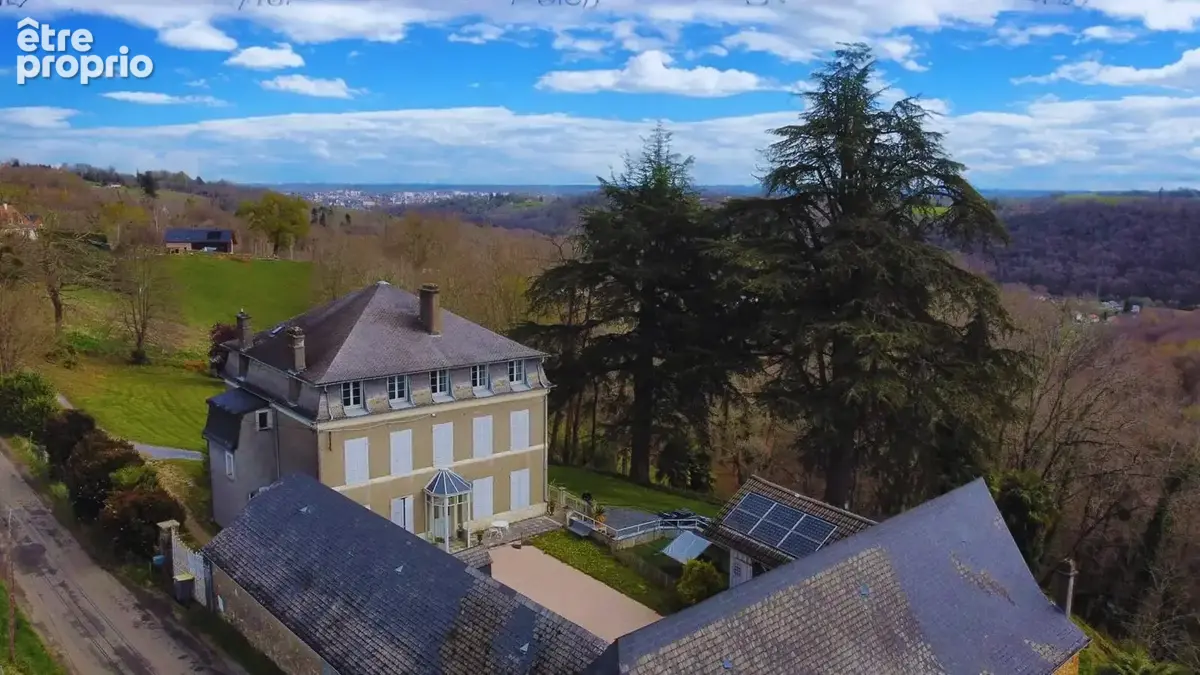 Maison 12 pièces 441 m² à vendre à Pau (64000) - photo 2