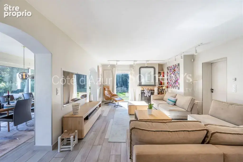 Peymeinade, villa avec vue dégagée sur Cabris, 7 suites, piscine et équipements loisirs - photo 13