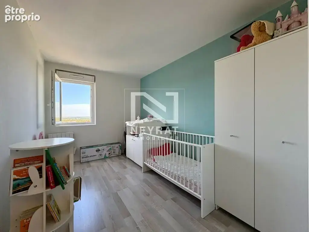 Appartement lumineux avec loggia et vue dégagée - photo 9