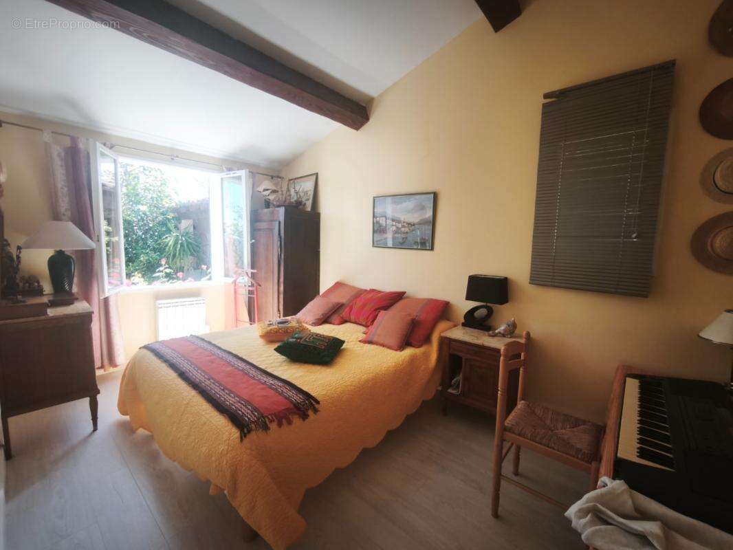 Maison à SAINT-MAXIMIN-LA-SAINTE-BAUME
