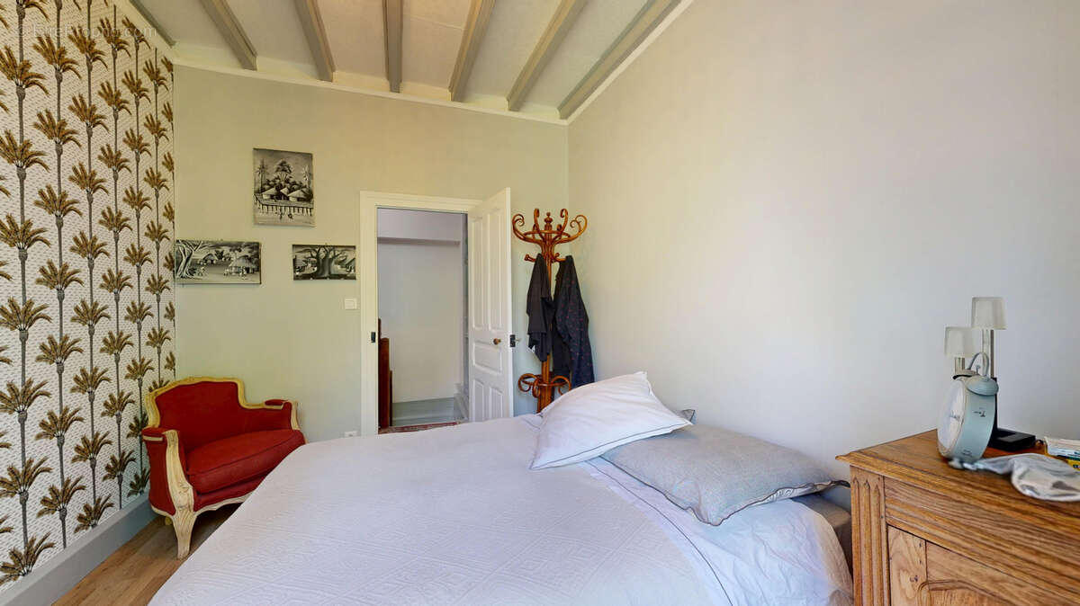 Propriété de caractère du XVIIIᵉ siècle avec maison et dépendances - photo 16