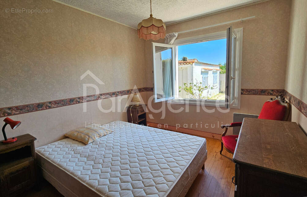 Maison à VAUX-SUR-MER