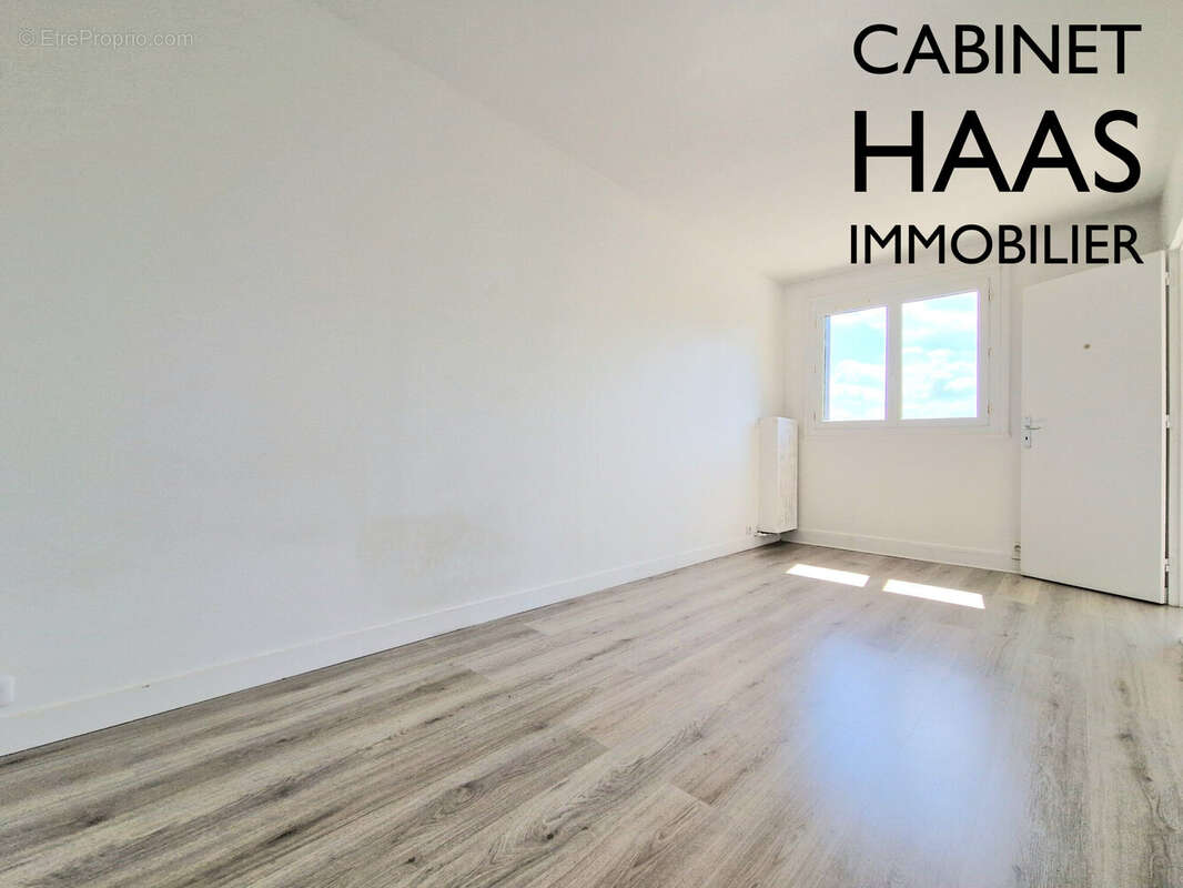 Chambre - Appartement à IVRY-SUR-SEINE