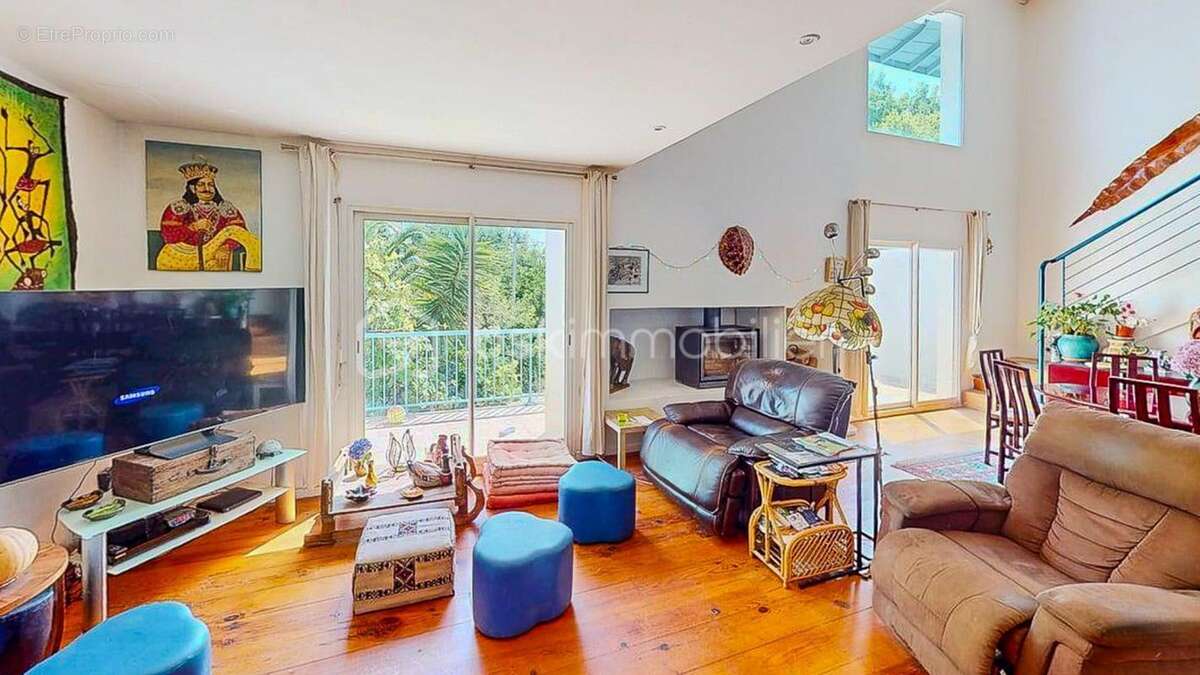 Maison mitoyenne avec piscine chauffée-Au calme, sans vis à vis avec jardin paysagé - photo 4