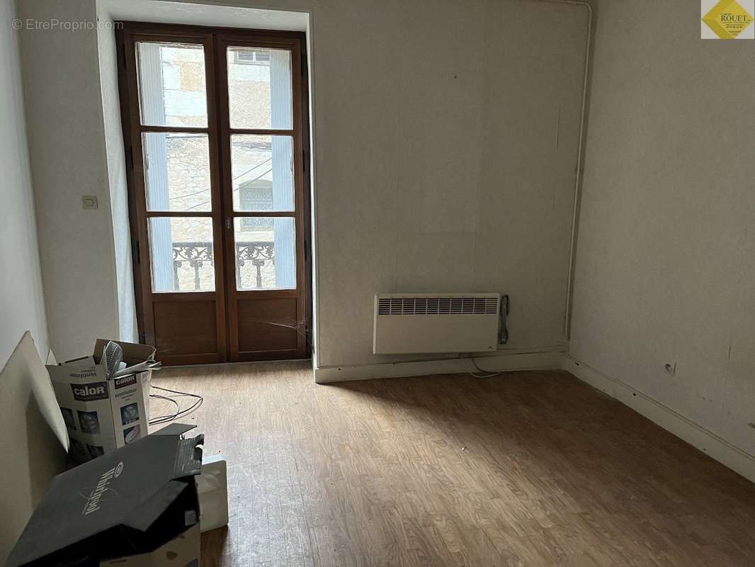 Commerce à PREUILLY-SUR-CLAISE