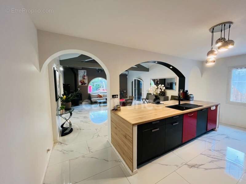 Maison à MAS-DE-LONDRES