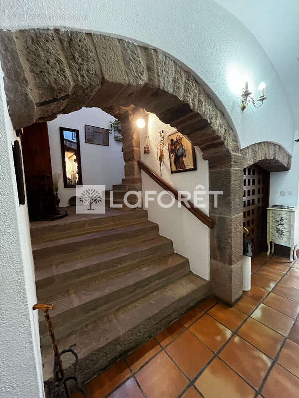Onet le chateau - demeure de 180 m2 sur 2000m2 - photo 11