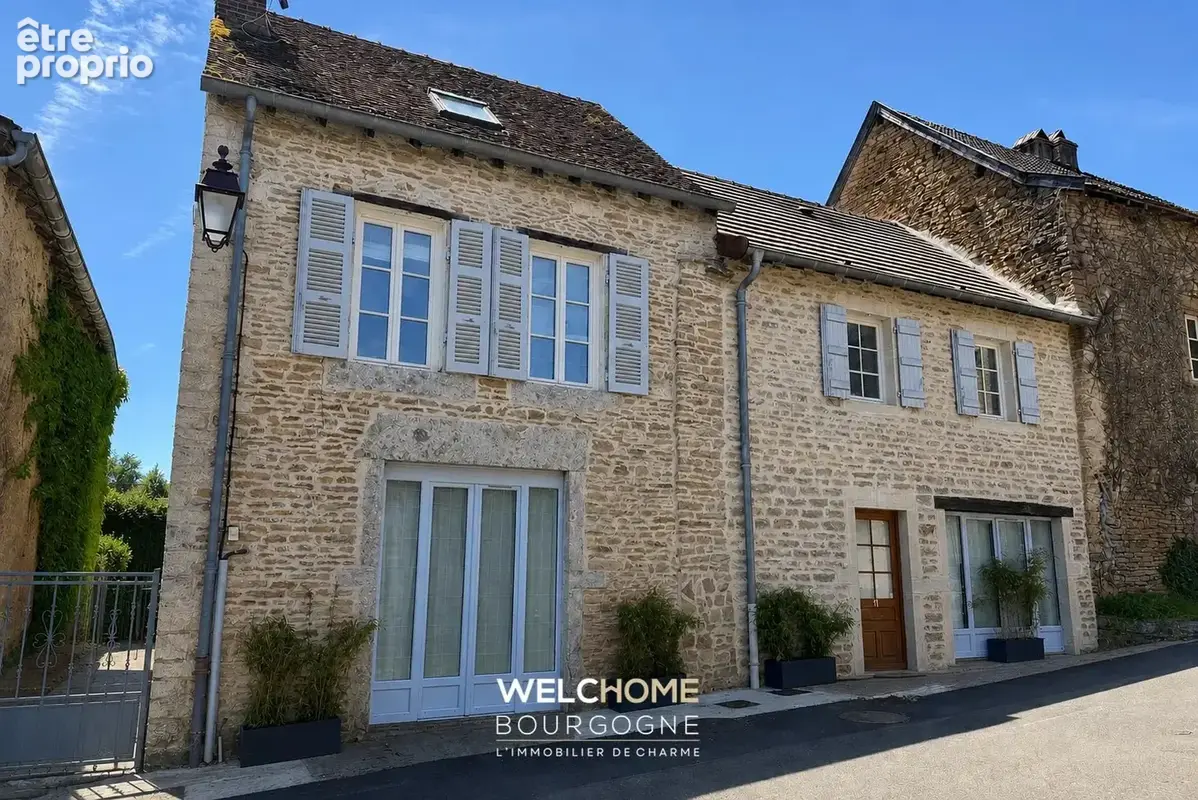 Photo Maison à Cluny au prix de 365 000€