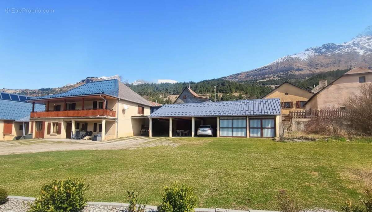 Maison à SAINT-ETIENNE-EN-DEVOLUY