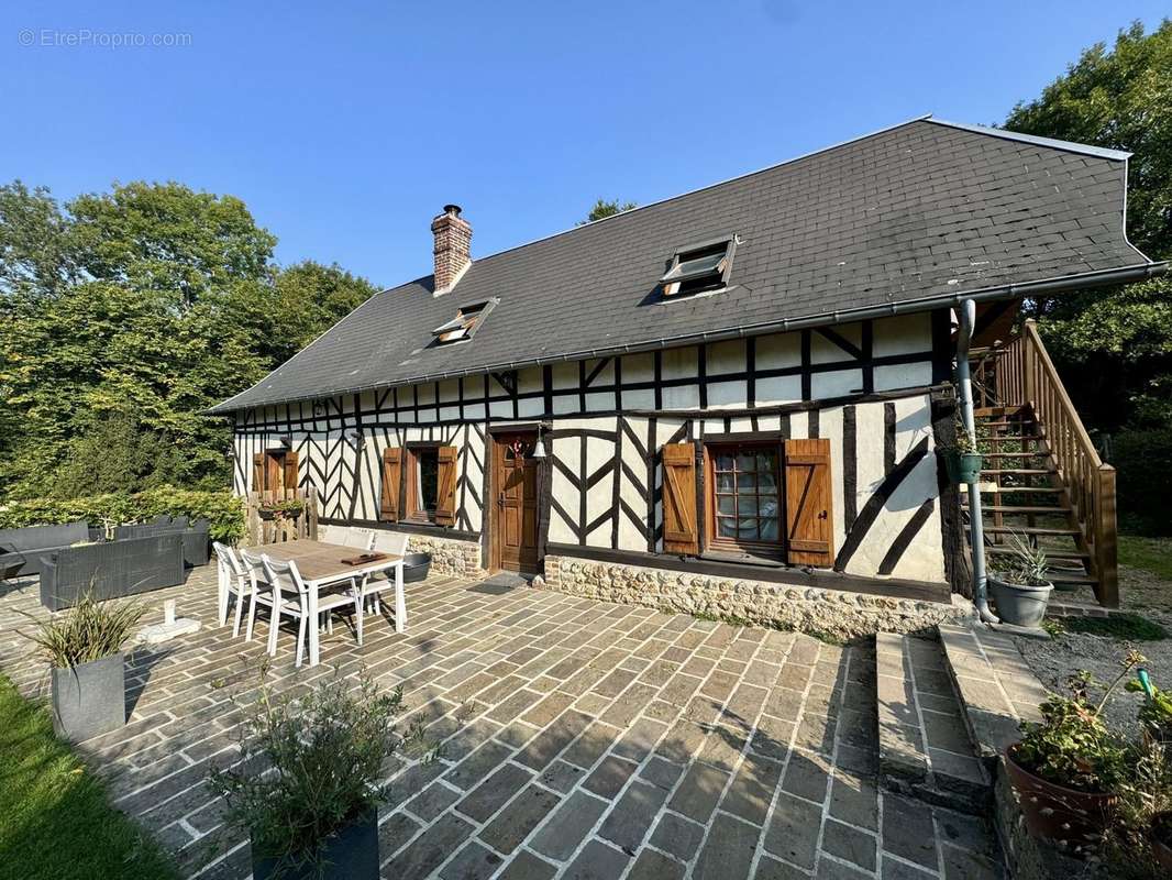 FACADE SUD - Maison à BEUZEVILLE