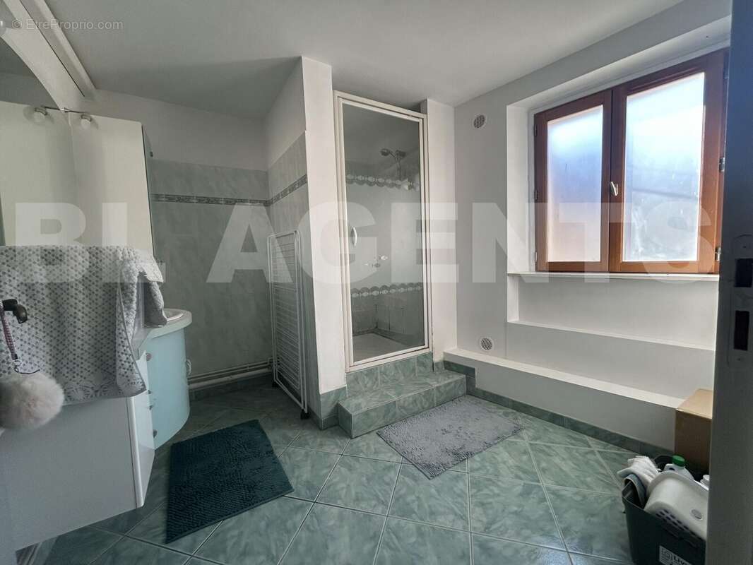 SALLE EAU - Maison à LIZY-SUR-OURCQ