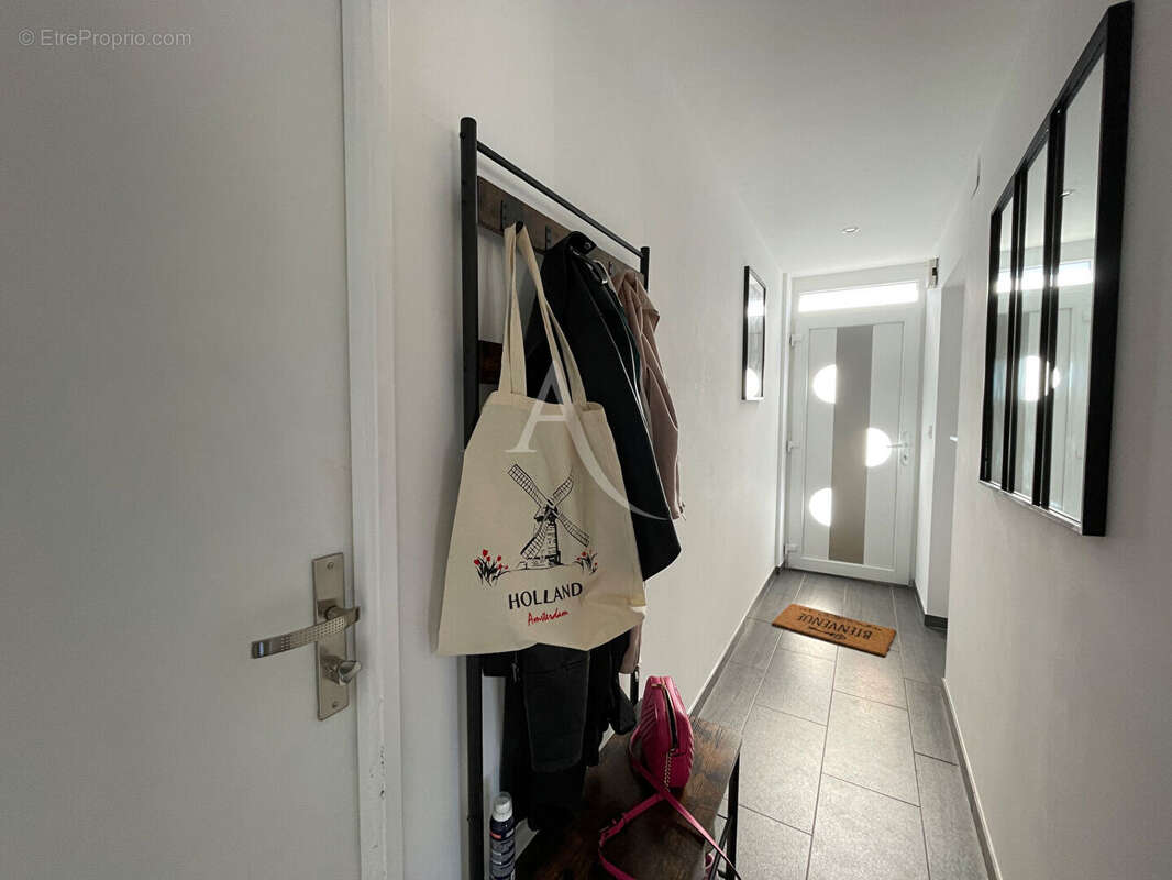 Maison à DOGNEVILLE