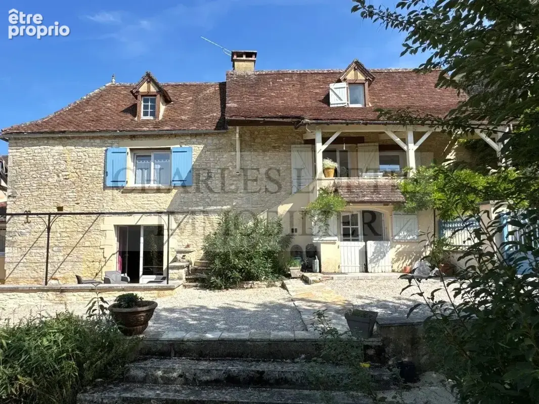 Charmante maison de village de 5 chambres avec piscine, au cœur d’un village de la Bouriane. - photo 2
