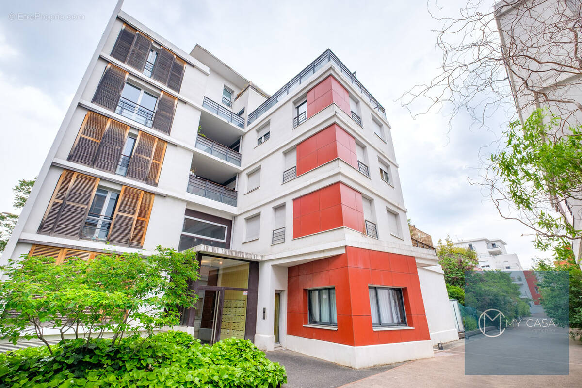 Appartement à LYON-8E