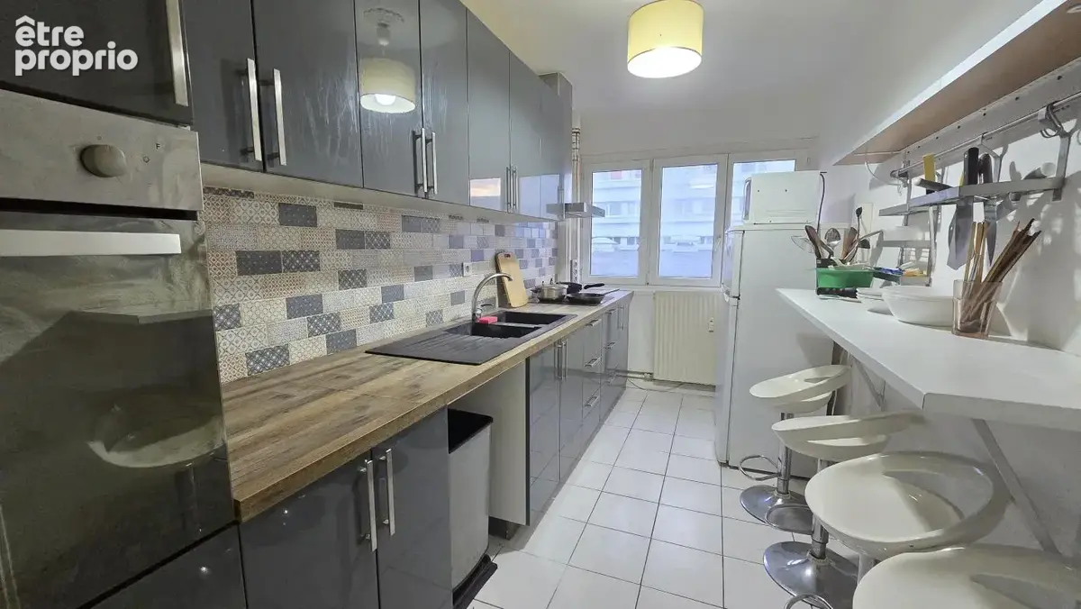 Appartement à MONS-EN-BAROEUL