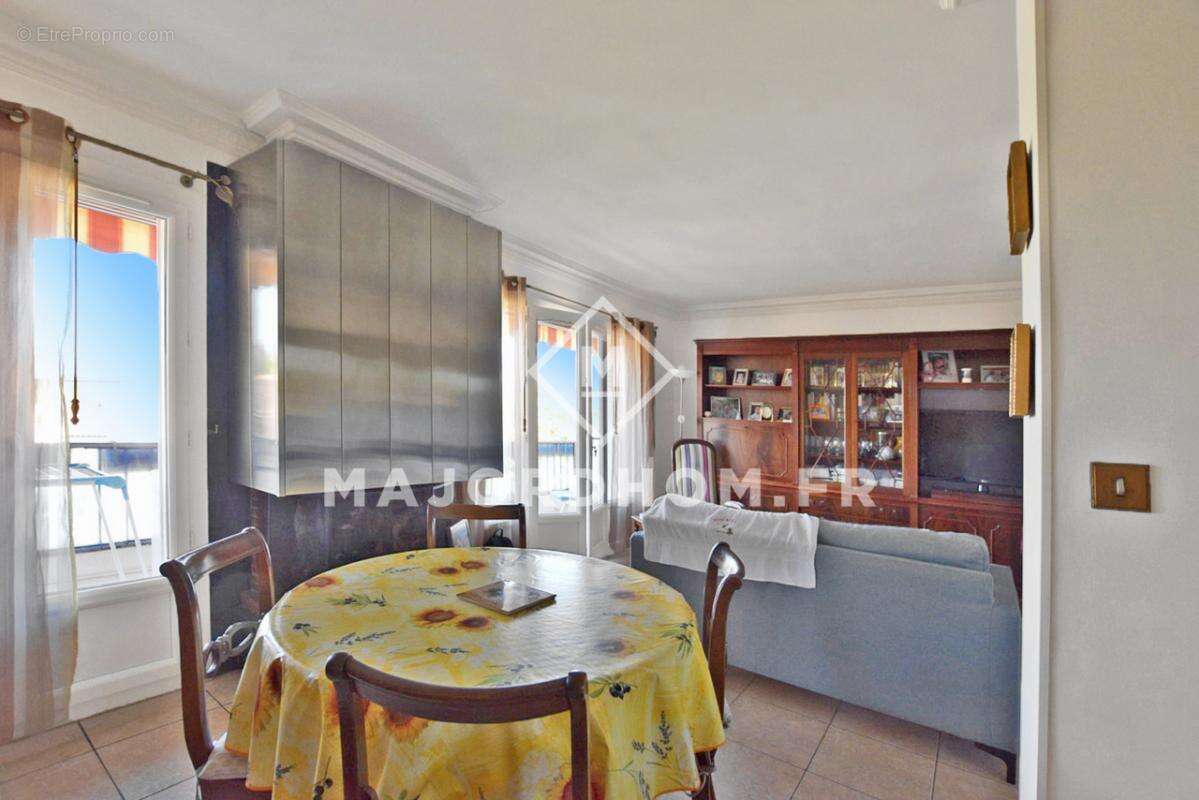 Appartement à MARSEILLE-10E