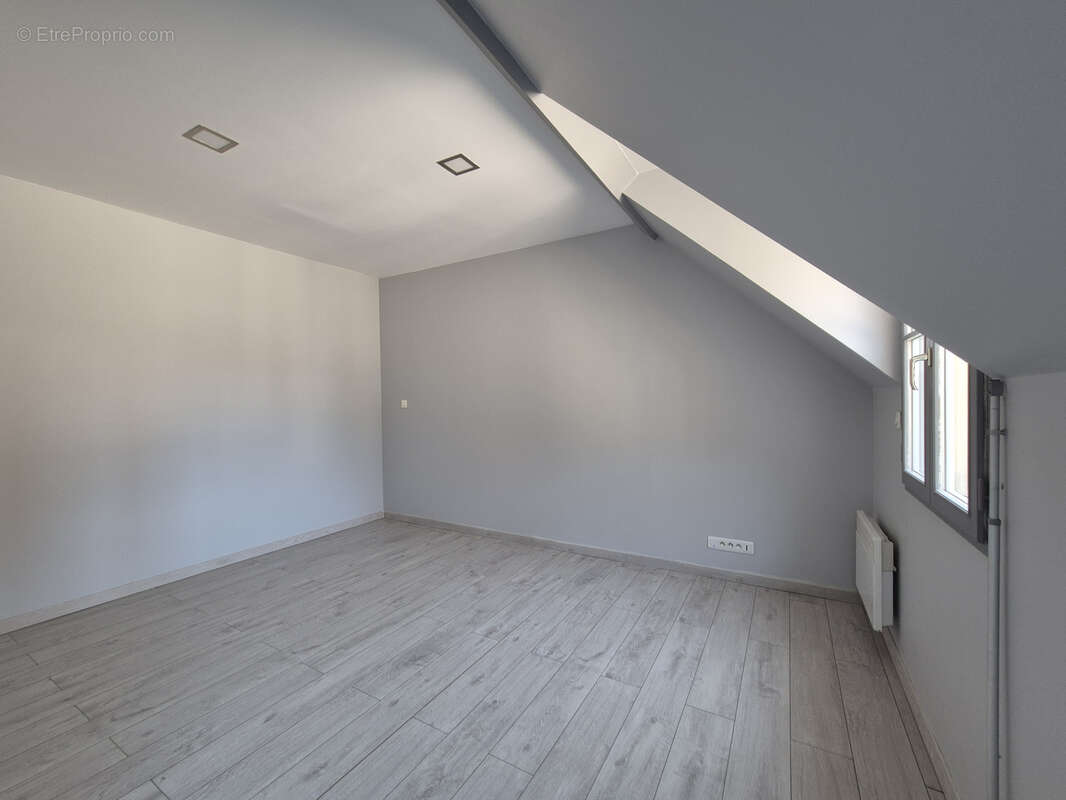 Appartement à FONTAINEBLEAU