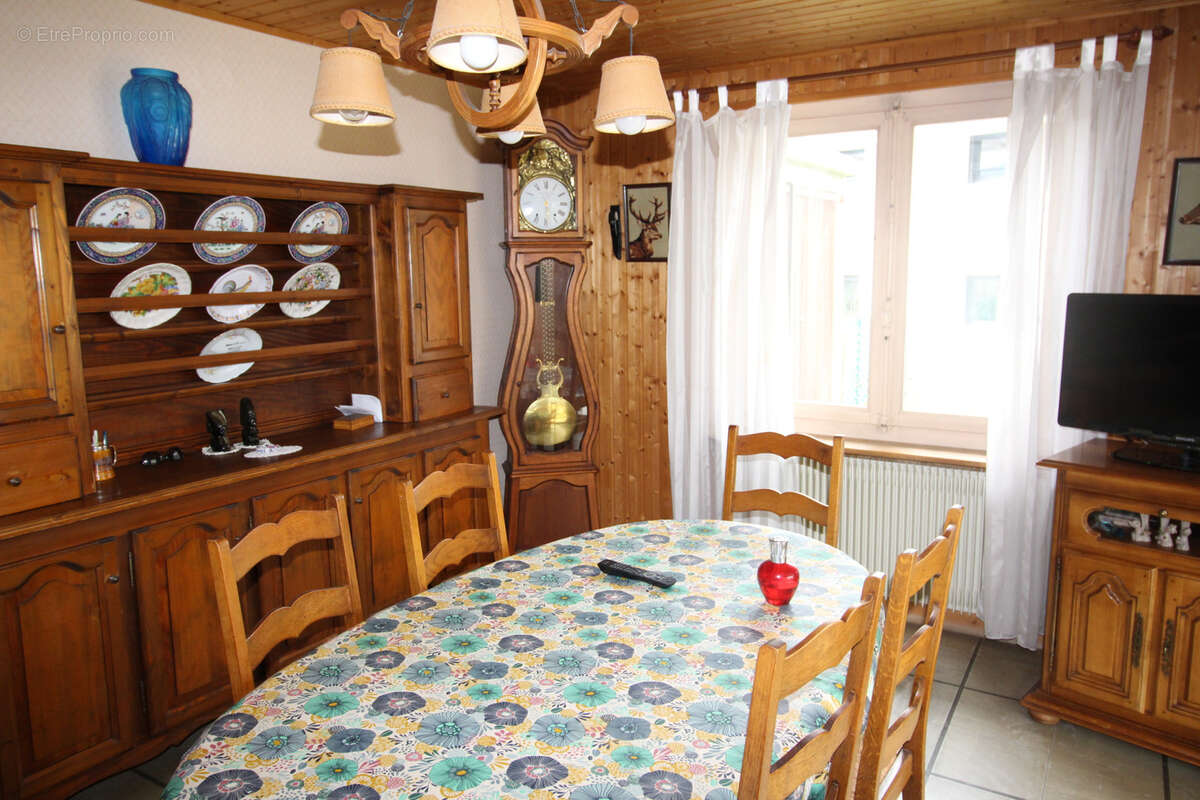 Maison à SAINT-PIERRE-EN-FAUCIGNY