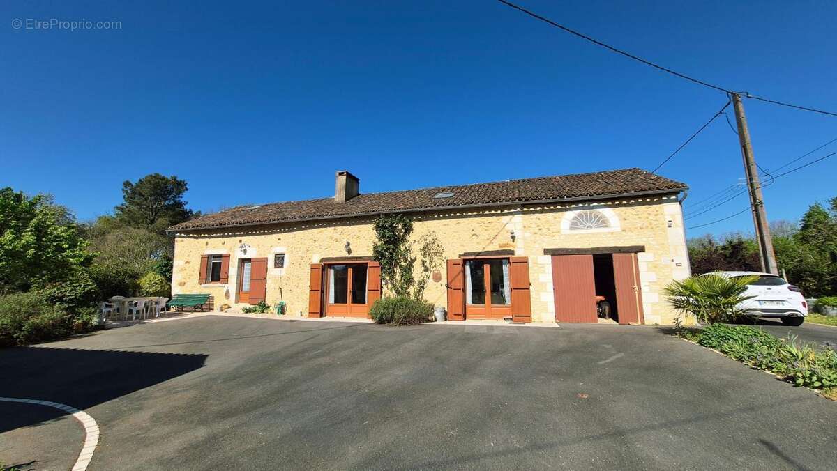 Maison à BEAUREGARD-ET-BASSAC