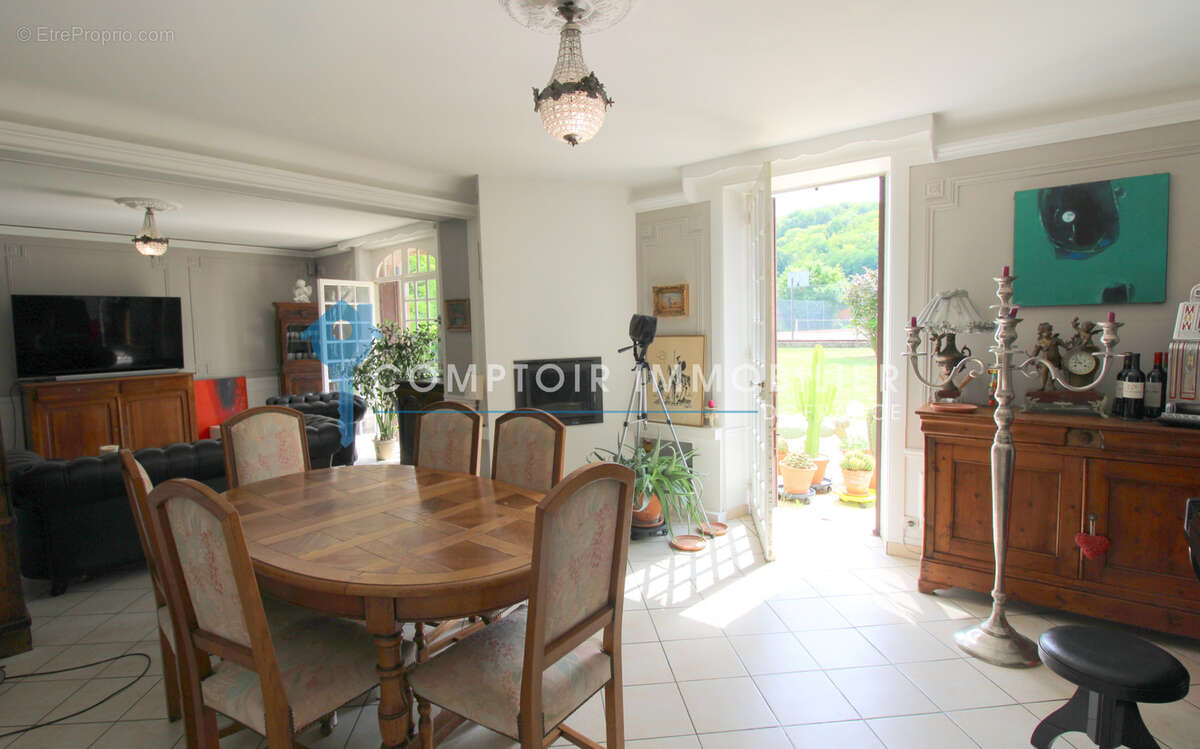 Dpt Eure  (27) proche Vernon maison de charme 225 m2 avec tennis sur terrain de 2300 m2 environ - photo 6