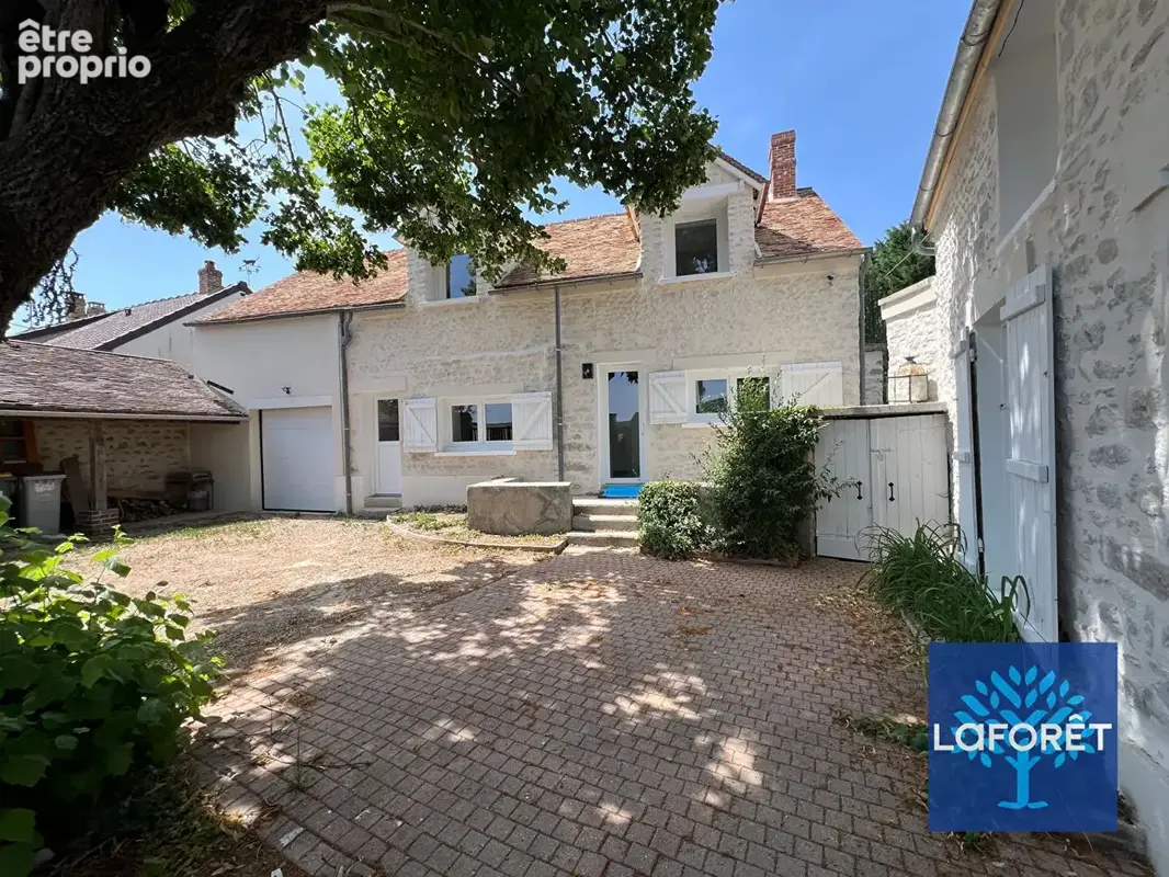 Photo Maison à Bouville au prix de 305 000€