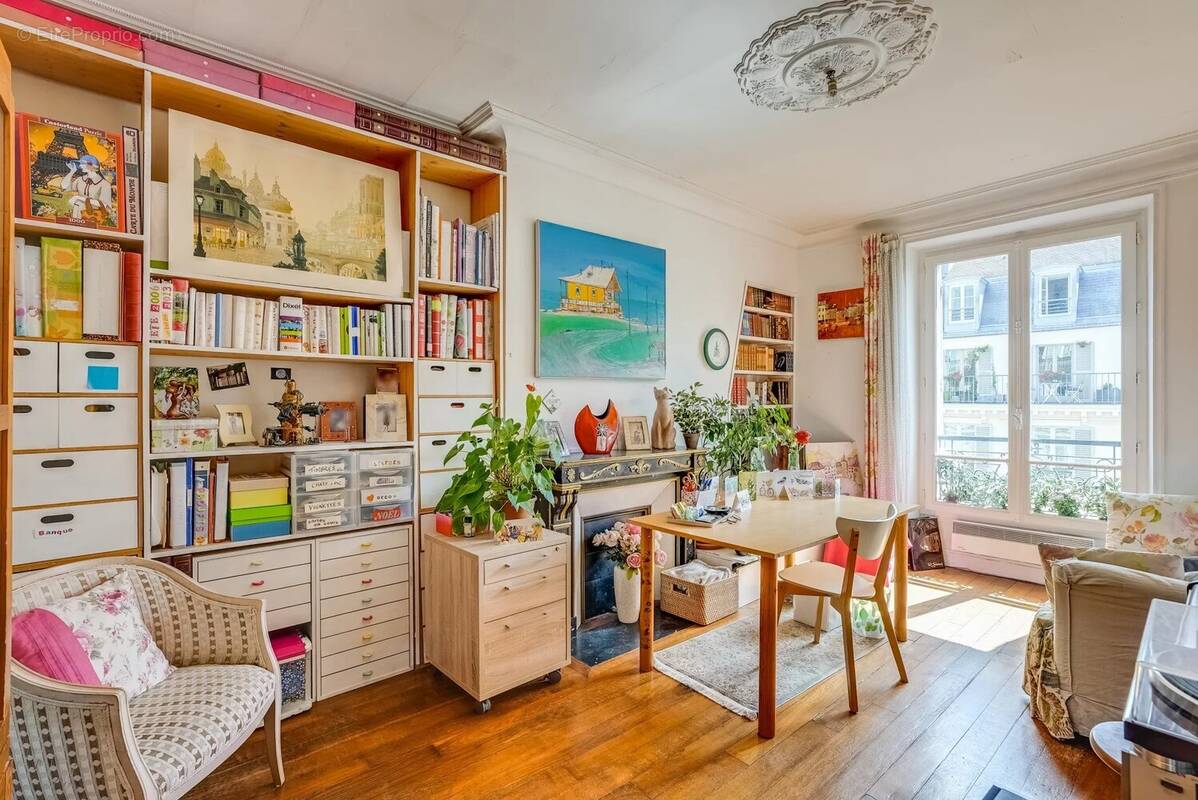 Appartement à PARIS-4E