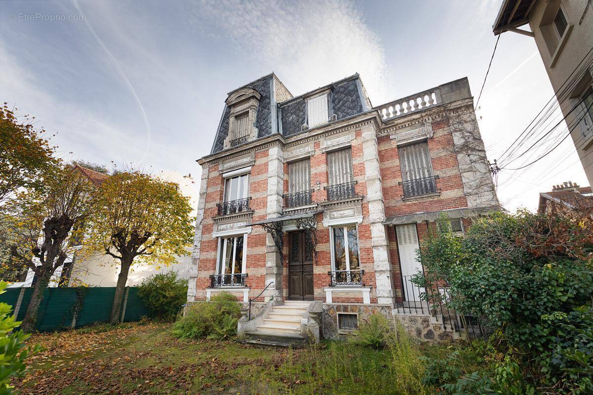 Maison à BOIS-COLOMBES