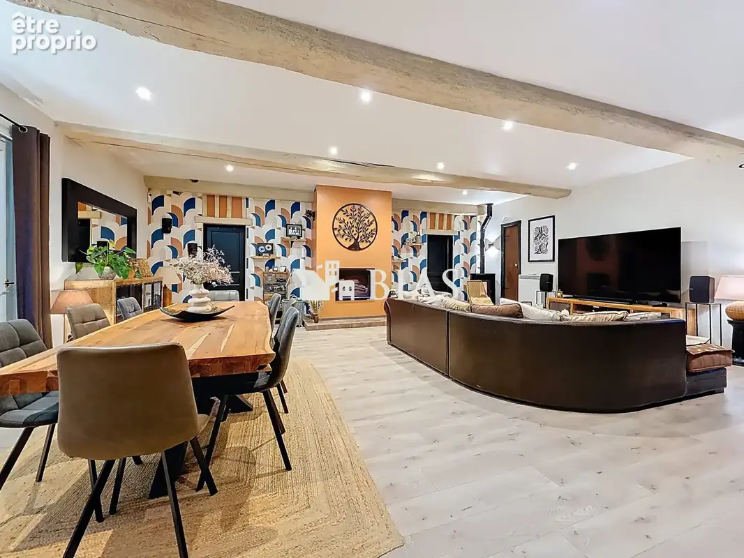 Maison 7 pièces 279 m² à vendre à Caumont (27310) - photo 2
