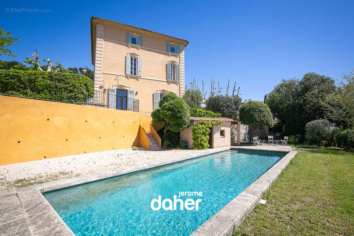 Maison à MARSEILLE-14E