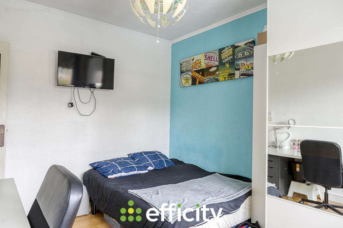 Maison à SALAISE-SUR-SANNE