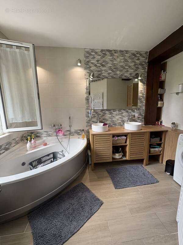 Maison à OUILLY-LE-VICOMTE