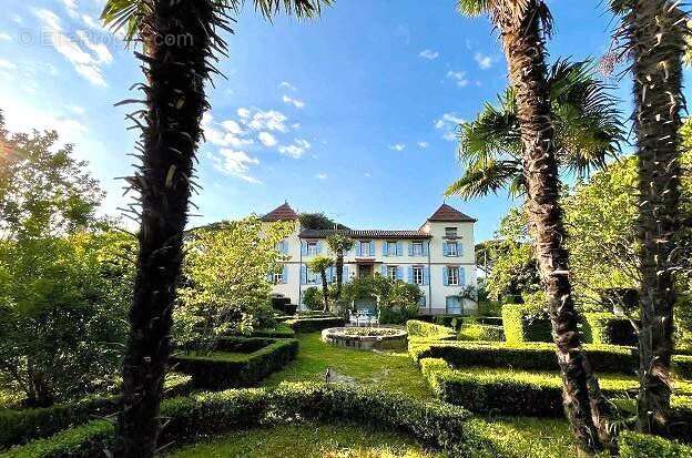 Maison à LISLE-SUR-TARN