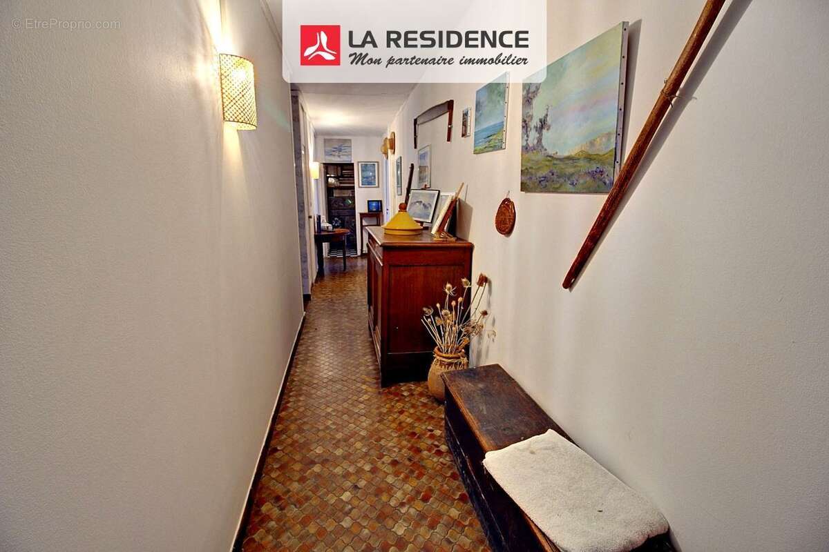 Maison à VAUX-SUR-SEINE