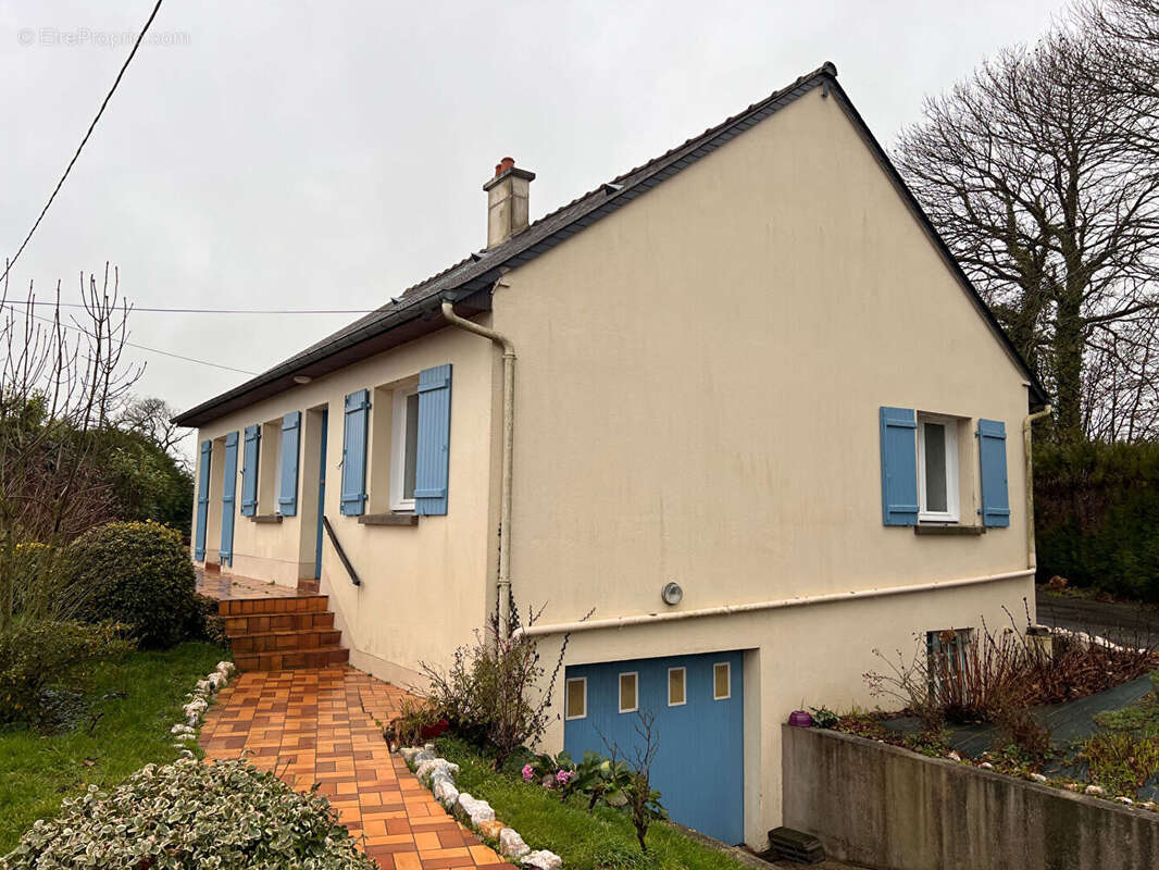 Maison à LA CHAPELLE-JANSON