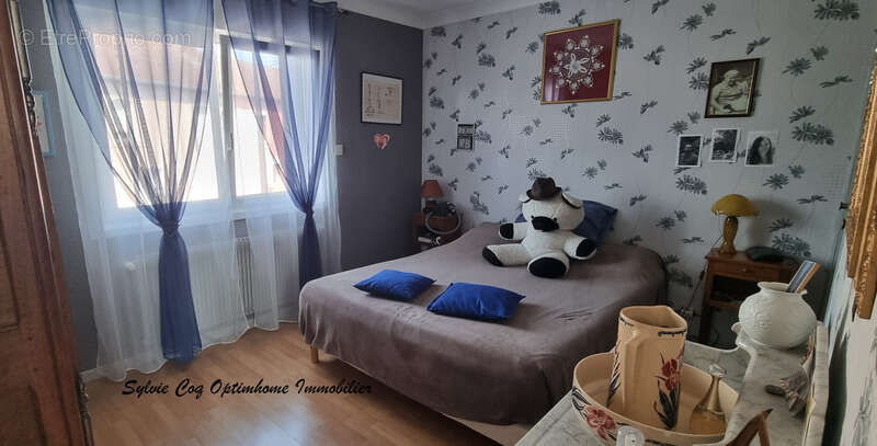 Maison à GIRONCOURT-SUR-VRAINE