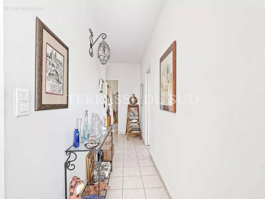 Appartement à MARSEILLE-12E