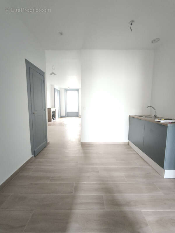 Appartement T3 au coeur de l'avenue Berthelot - photo 4
