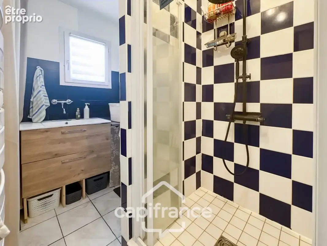 Maison familiale de 131 m2 sur la commune de LAIVES - photo 11
