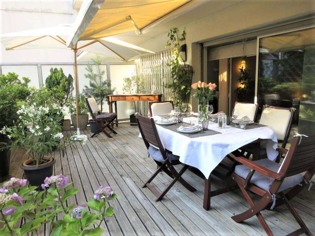 Appartement à PARIS-20E