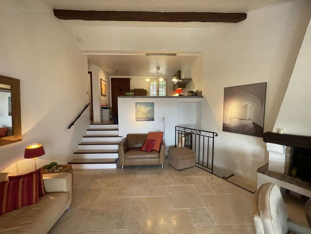 Appartement à THEOULE-SUR-MER