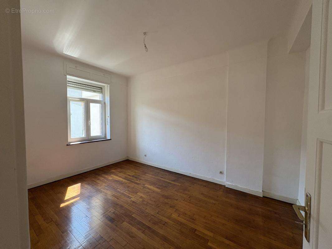 Appartement 5 pièces de 105 m² - Metz Sainte Thérèse - photo 5