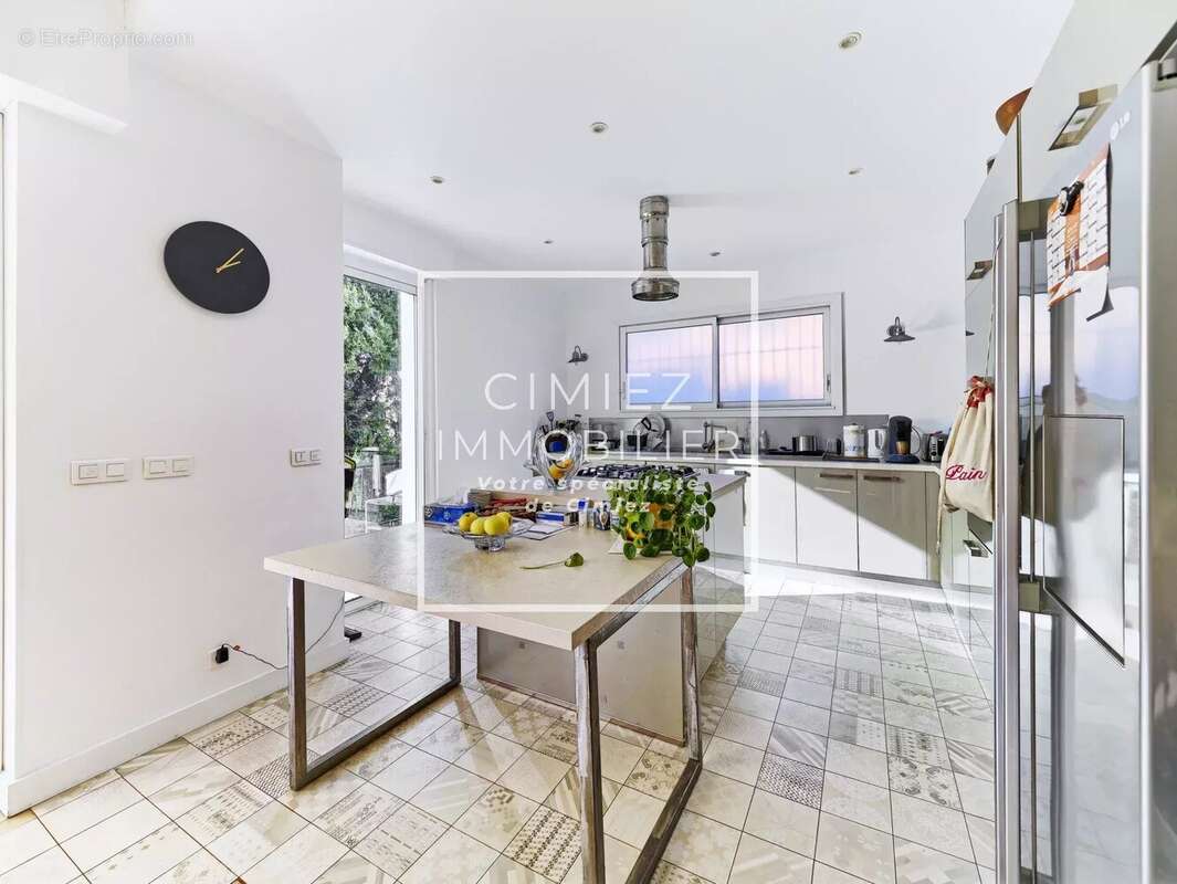 Maison 215 m² à Nice  - photo 5