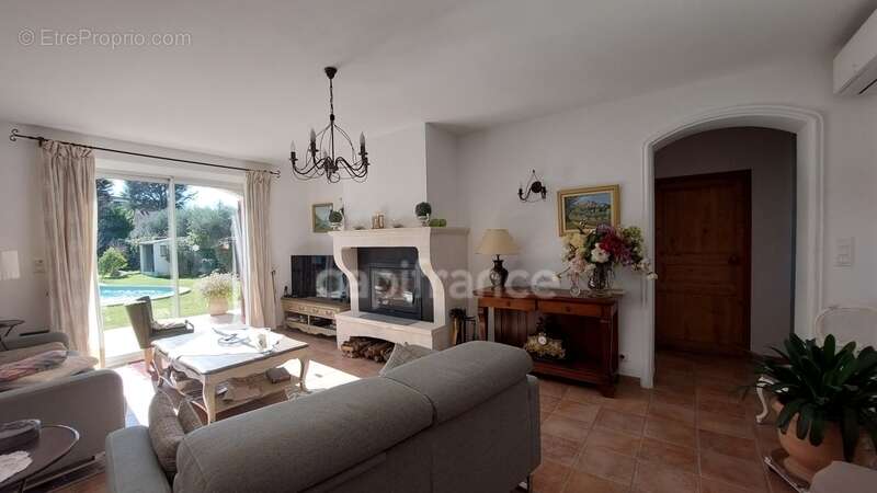 Maison à CABANNES
