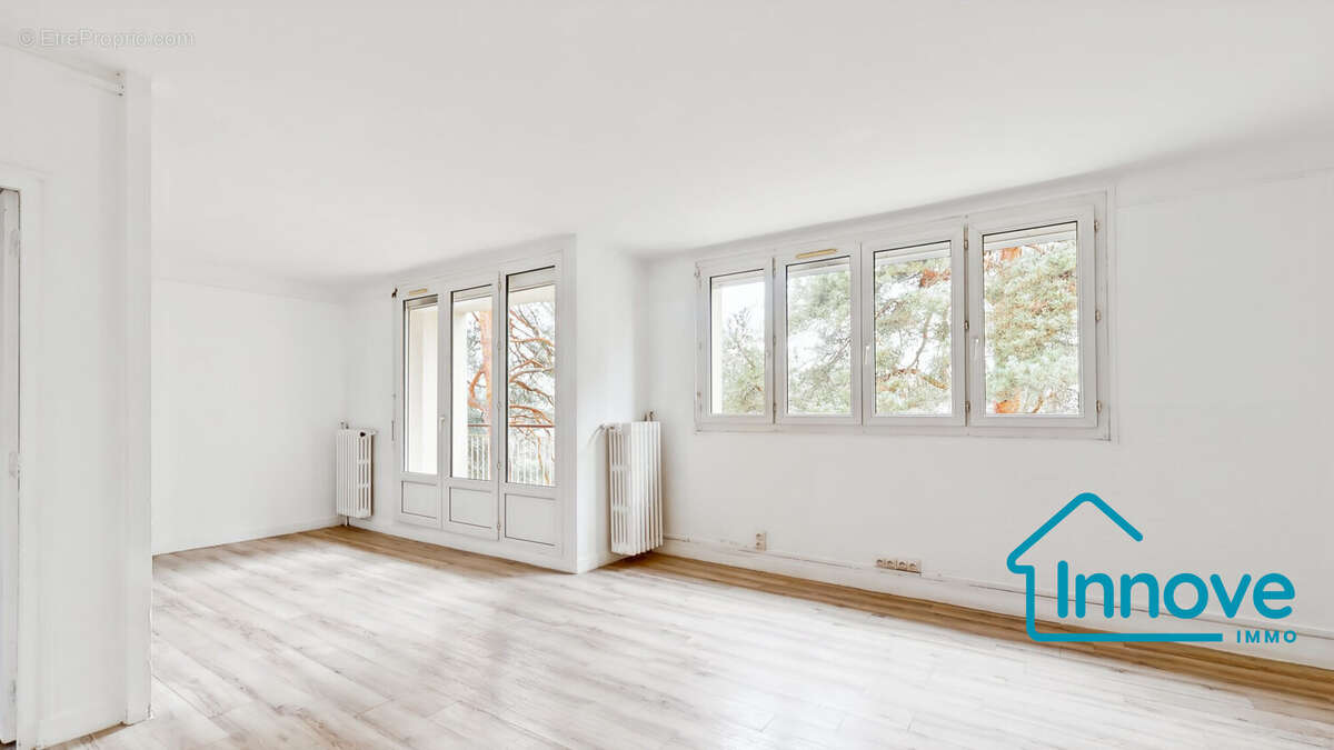 Appartement à VERSAILLES