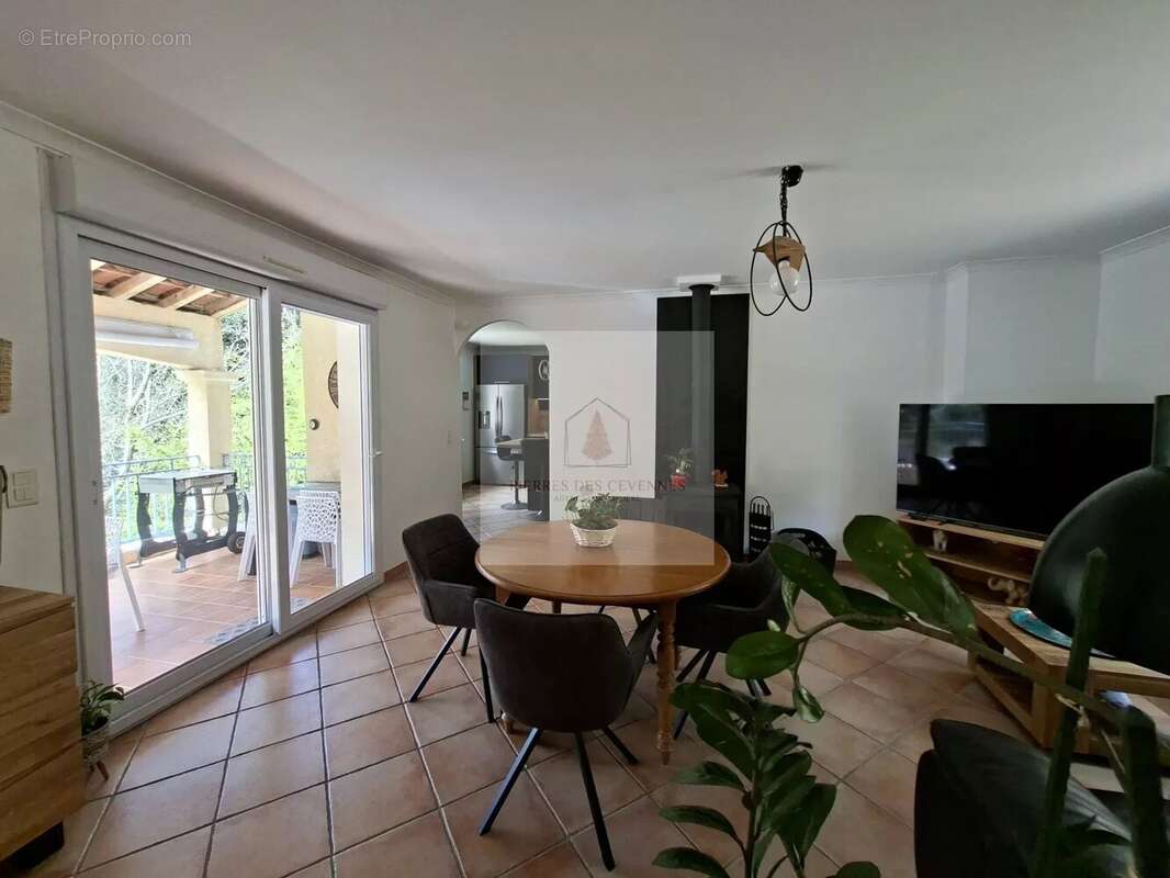 Maison à SENECHAS