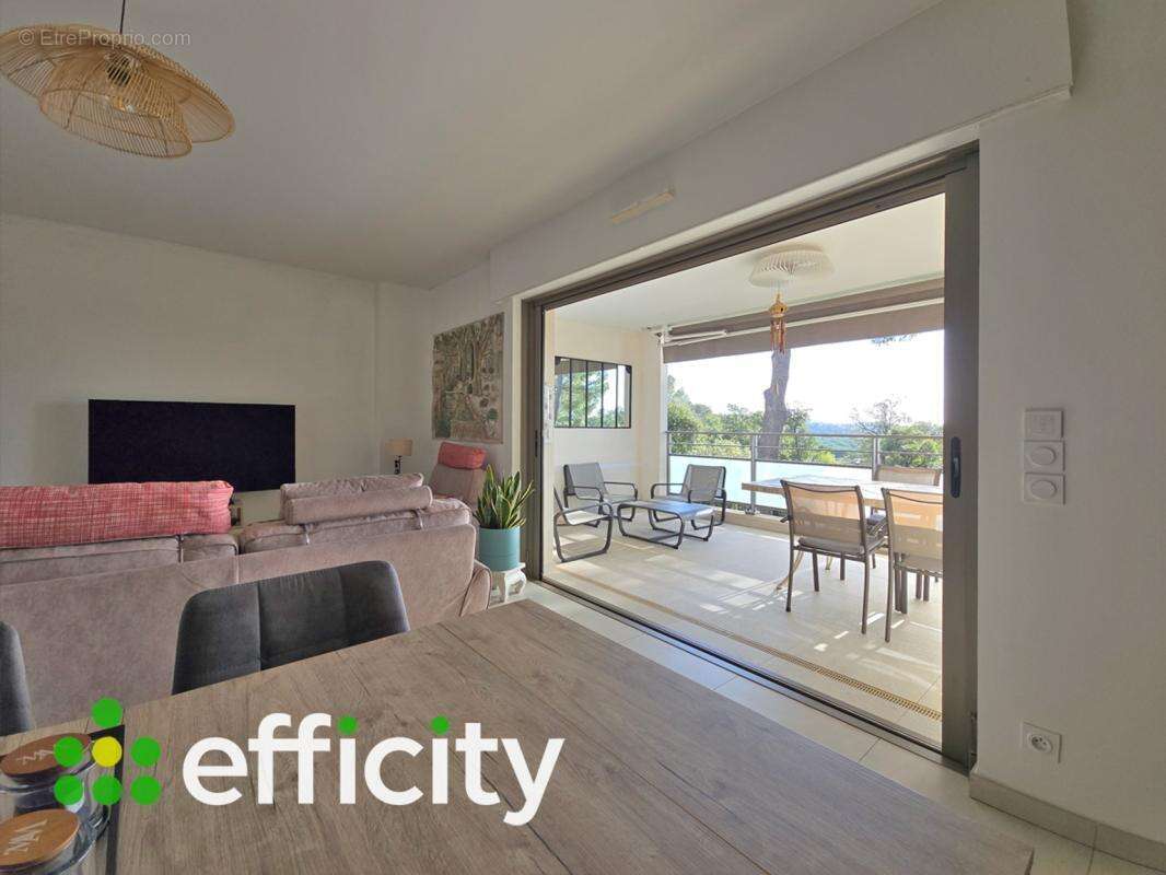 Appartement à SAINT-RAPHAEL