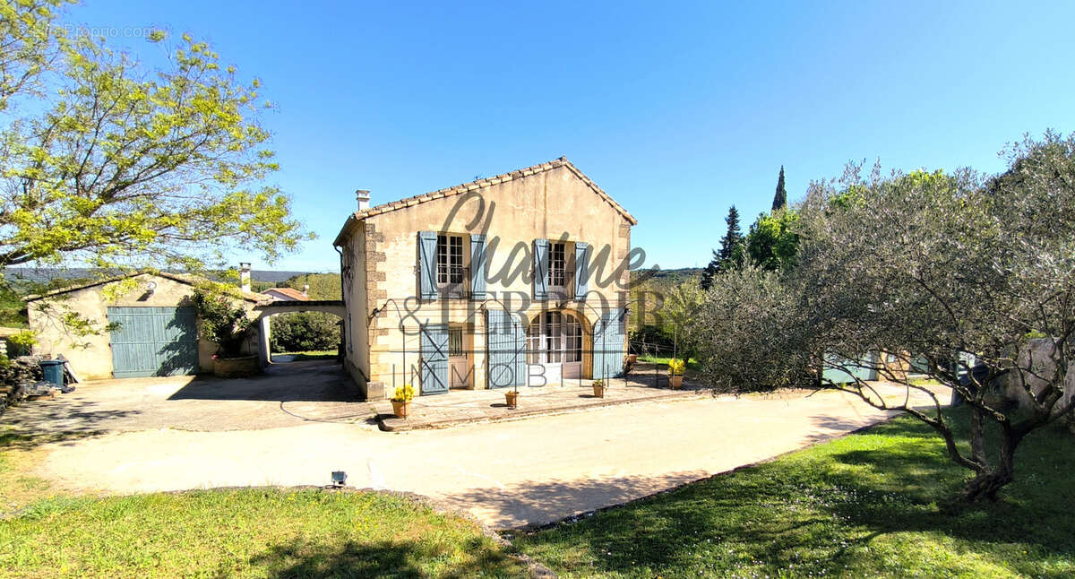 Maison à UZES