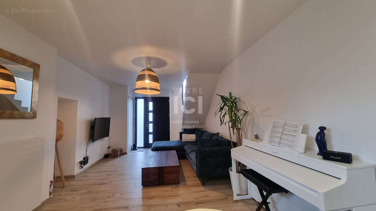 Maison à INDRE